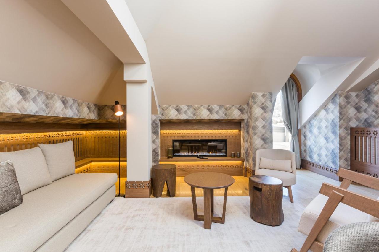 Grand Savoia Cortina D'apezzo，Radisson Collection Hotel Cortina D’ampezzo酒店